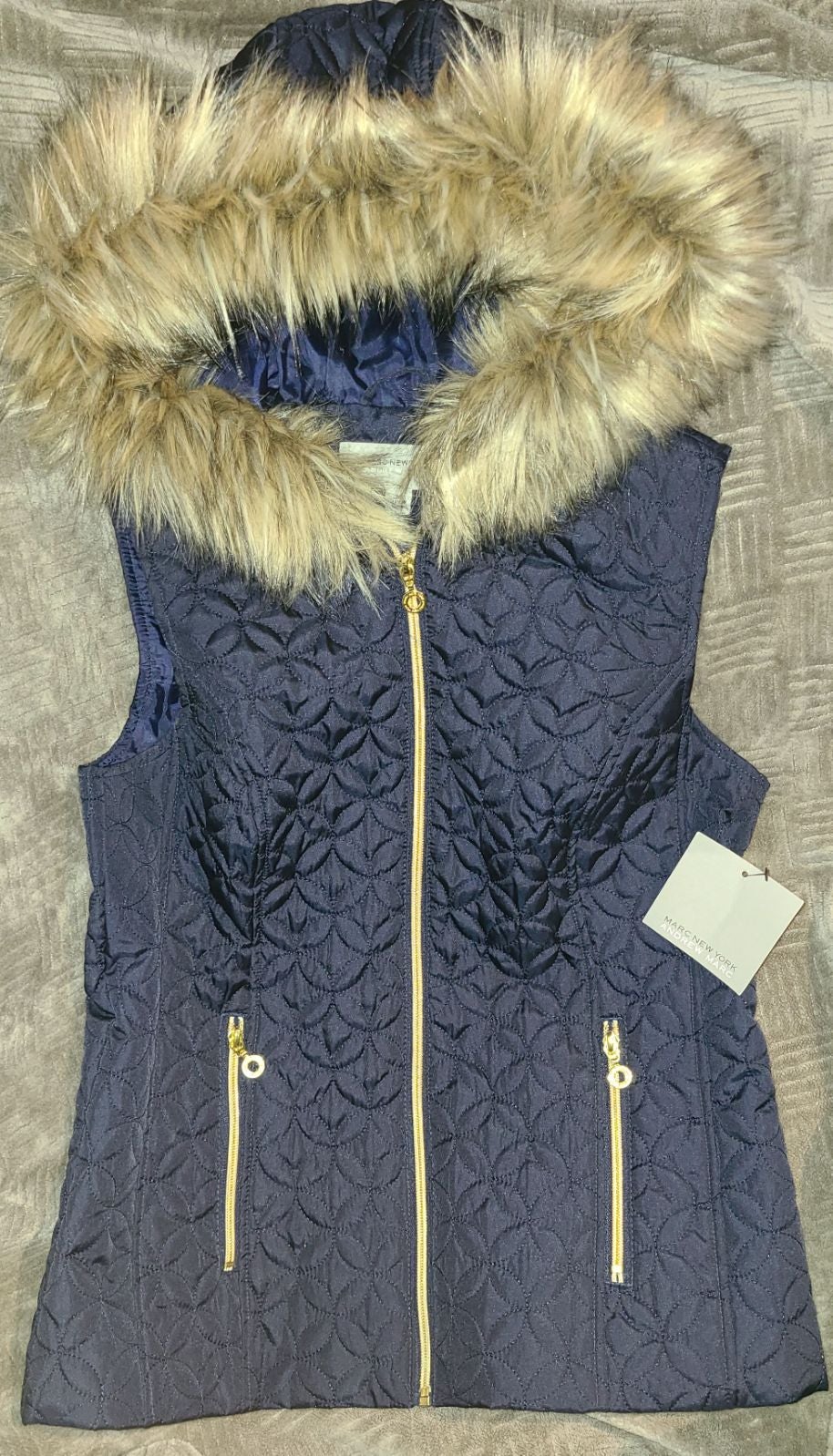Andrew Marc Women's Quilted Assymmetrical Vest Marc New York Fuchsia Size M Andrew Marc Women's Quilted Assymmetrical Vest Marc New York Fuchsia Size M
